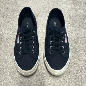 Superga Classic Sneakers